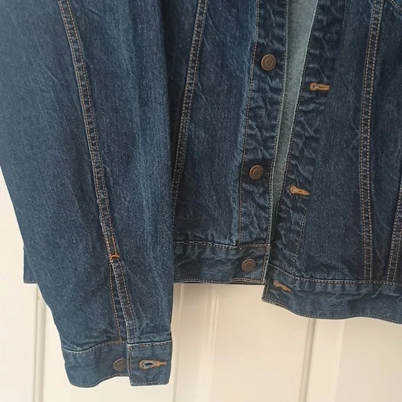 Old Navy XL jean jacket - Picture 5 of 6